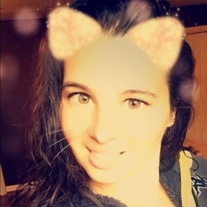 Meet your Posher, Alisa